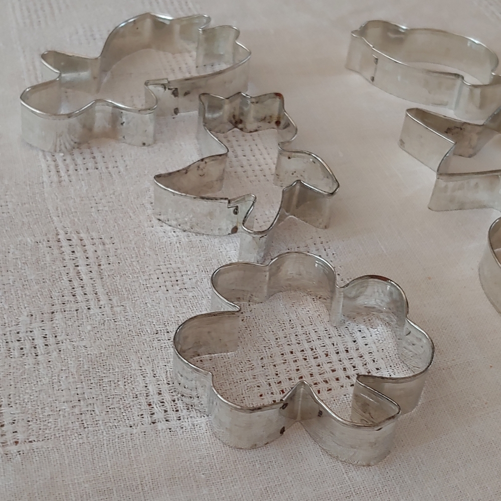 Vintage Metal Cookie Cutter Set - Picture 5 of 11